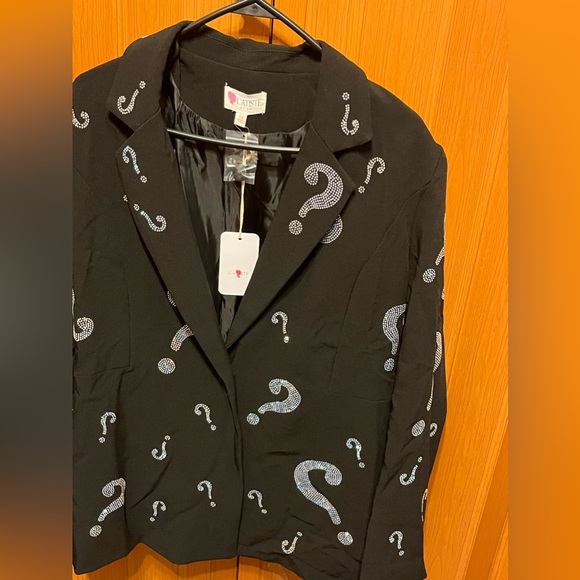 ? Blazer - Picture 2 of 3